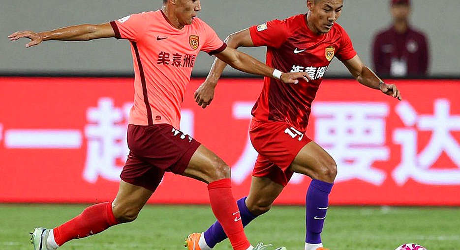 The Silent Language of Data in the Transfer Season The Silent Language of Data in the Transfer Season