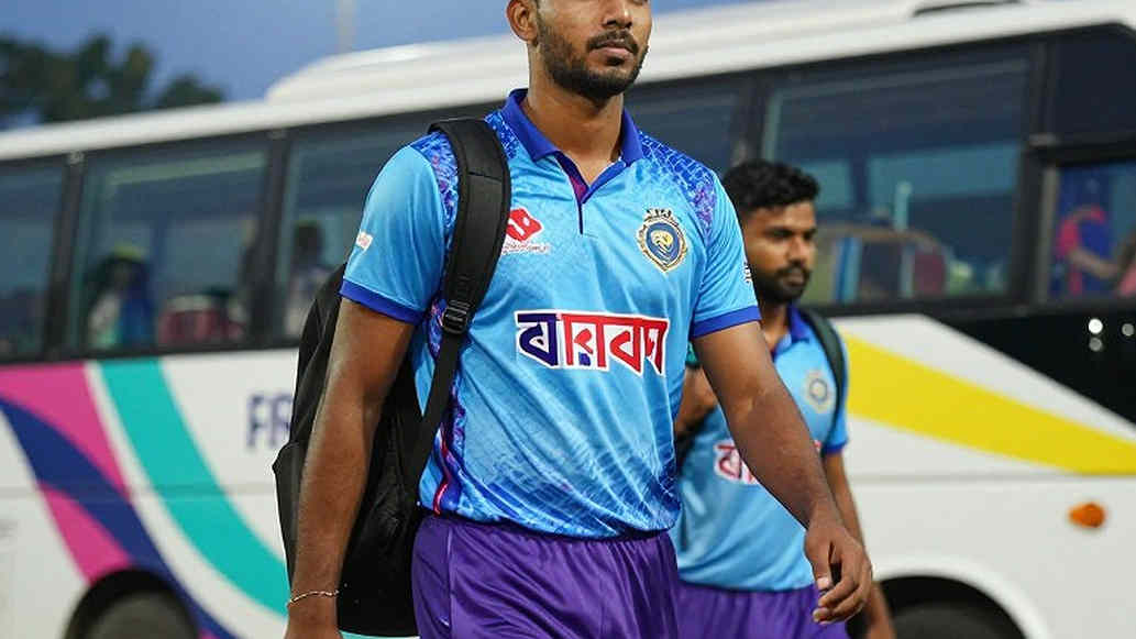চার বছরের ফাঁকা কলাম: হ্যাগলি ওভালে ভুবনেশ্বরের নতুন বল এবং নিউজিল্যান্ডের সীমানা-জ্যামিতি