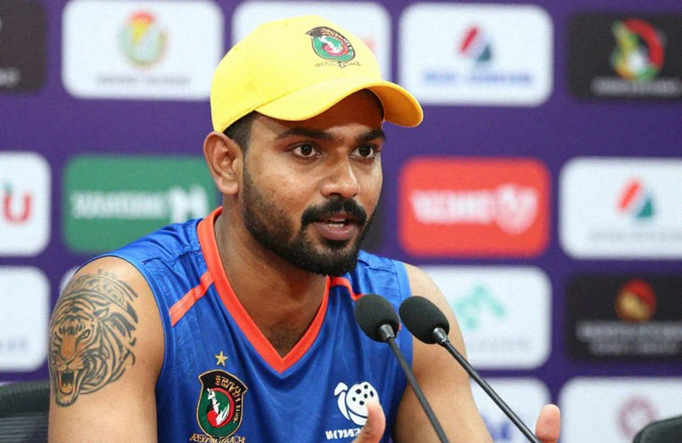 গকেবেরহায় ৯৭/৫: টস, ঘাস আর বাভুমার ৪১ রানের হিসাব গকেবেরহায় ৯৭/৫: টস, ঘাস আর বাভুমার ৪১ রানের হিসাব