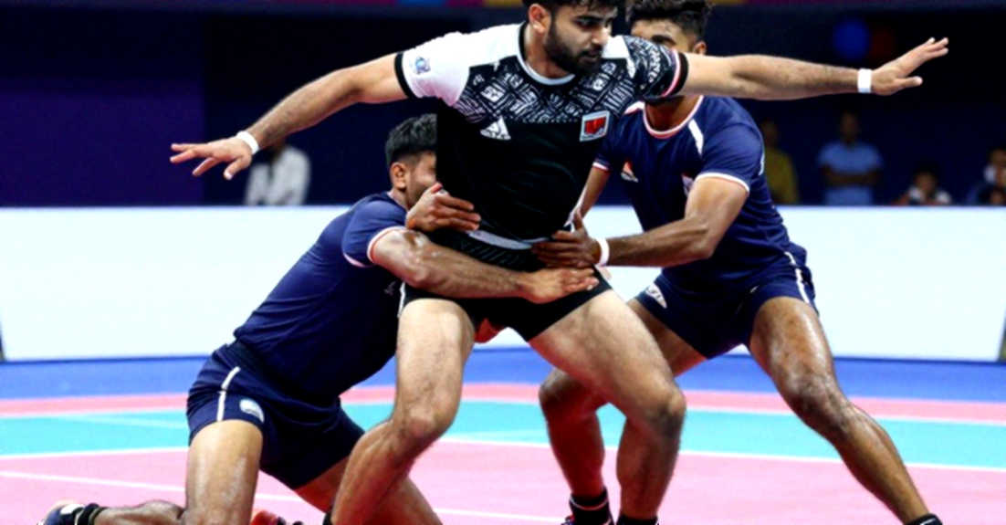 পাওয়ান সেহরাওয়াতের ছয় ফুট লাফ ও ভারতের কাবাডি-নির্ভরতার আসল হিসাব পাওয়ান সেহরাওয়াতের ছয় ফুট লাফ ও ভারতের কাবাডি-নির্ভরতার আসল হিসাব