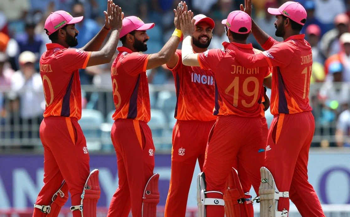 আঘার সেঞ্চুরি, রাওয়ালপিণ্ডির ৩০৫ এবং ঘরোয়া ক্রিকেটের অসম দাবি আঘার সেঞ্চুরি, রাওয়ালপিণ্ডির ৩০৫ এবং ঘরোয়া ক্রিকেটের অসম দাবি