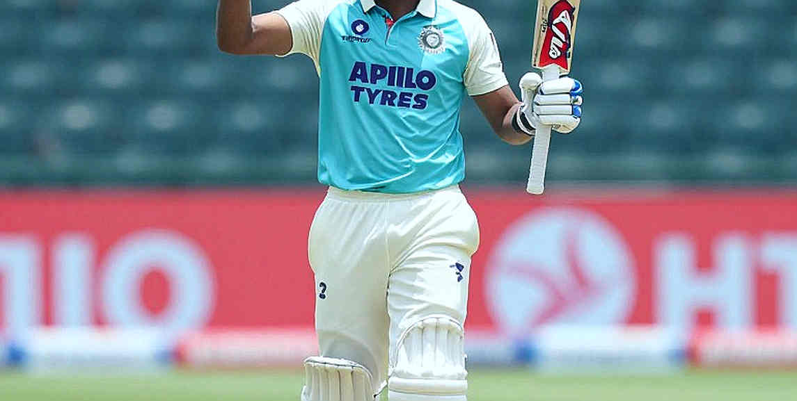 রাওয়ালপিন্ডির ৮৭ রান, লাহোরের অদেখা পিচ: পাকিস্তানের পেস-আক্রমণের যে হিসাবটা এখনো মেলেনি